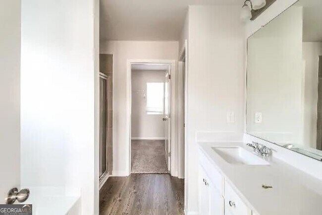 Building Photo - 7117 Timberland Trl