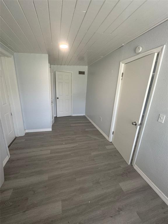Building Photo - 5605 Cortez Dr