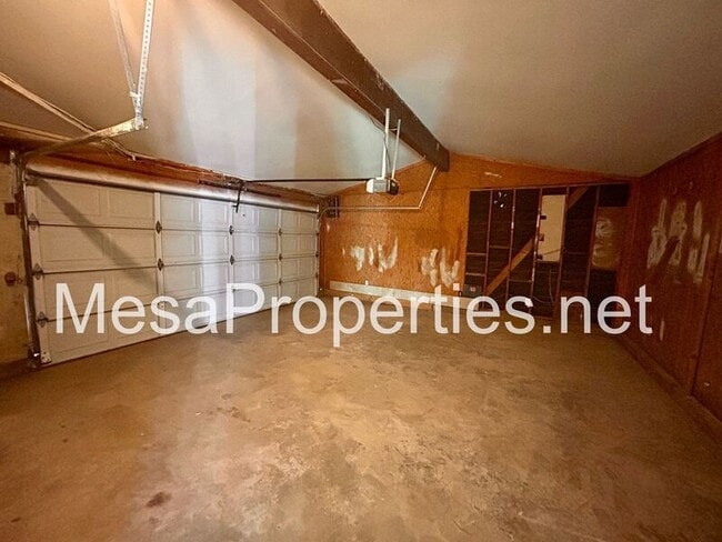 Building Photo - 16559 Manzanita St