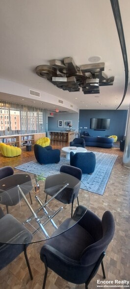 Building Photo - 120 Kingston St