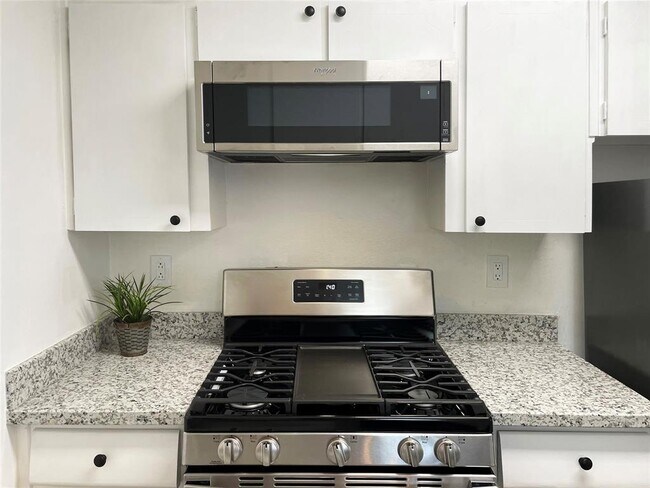 Building Photo - 1529 Wirt Rd