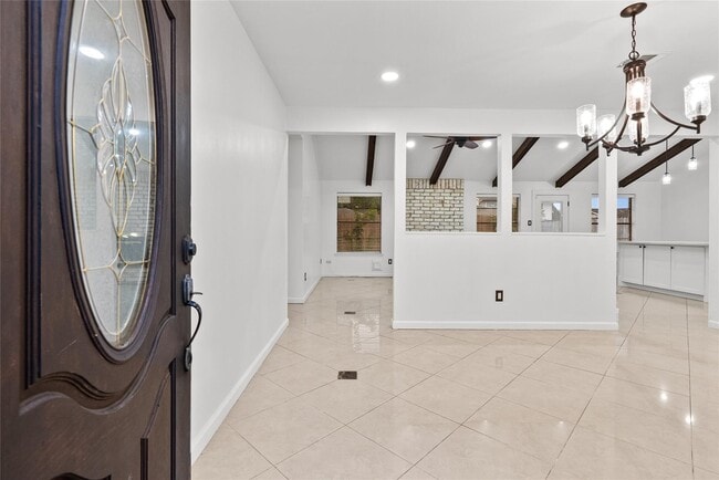 Building Photo - 9814 Sageroyal Ln