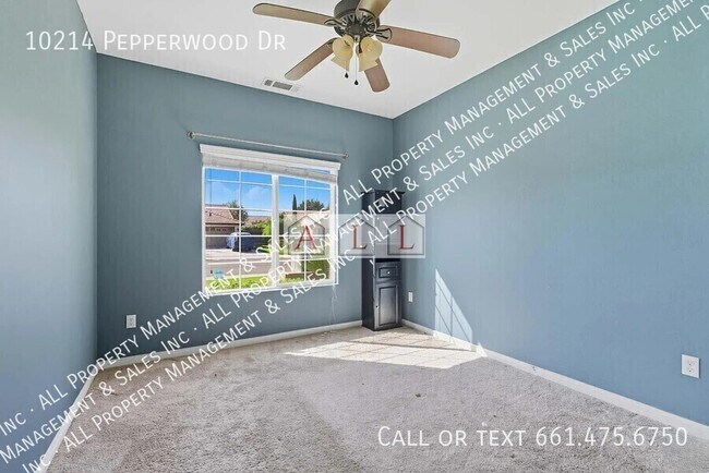 Building Photo - 10214 Pepperwood Dr