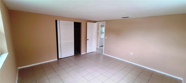 Building Photo - 5305 Hawk Dr