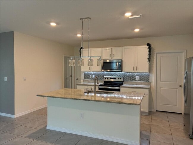 Building Photo - 2755 Common Fig Run