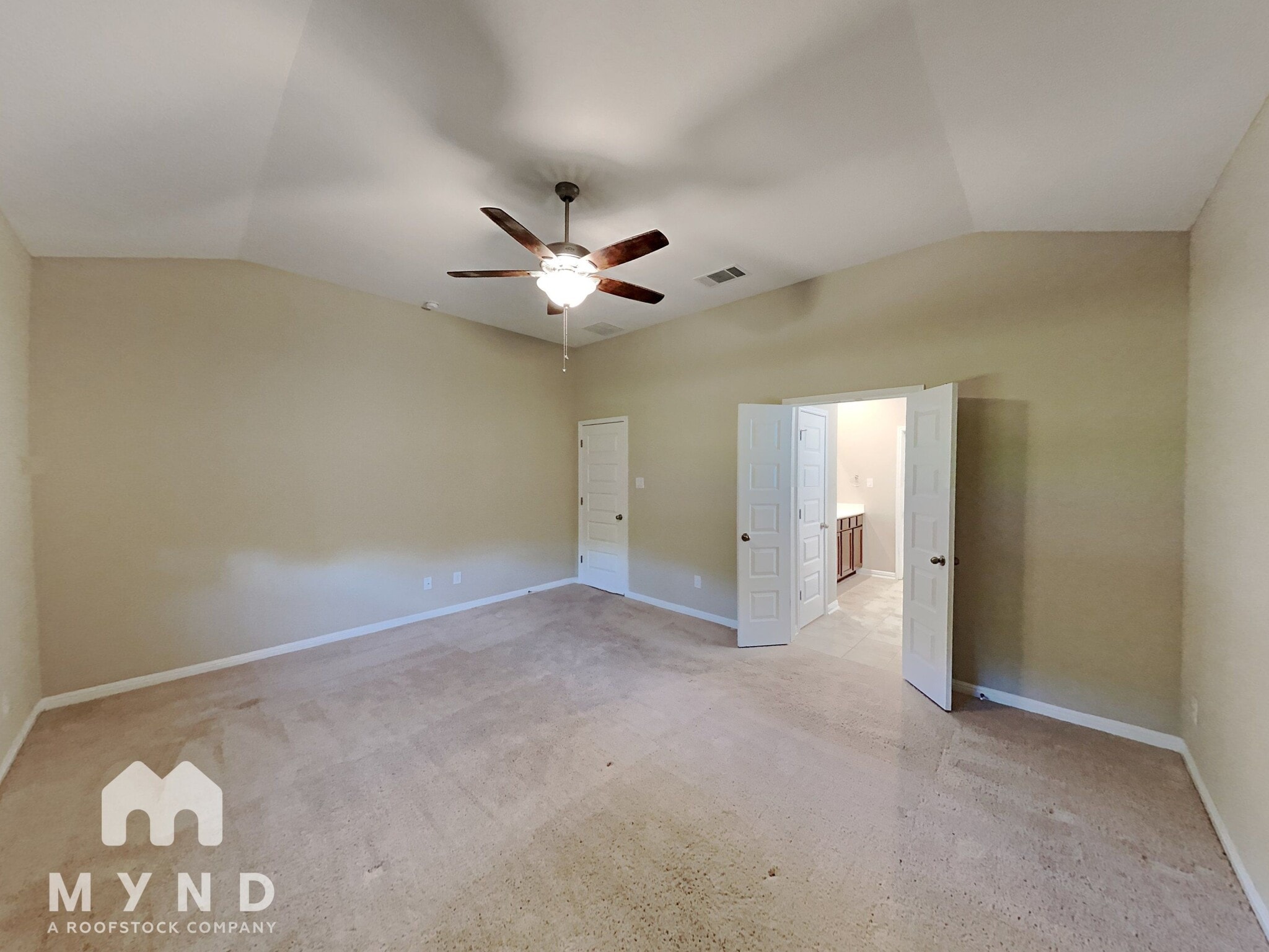 Building Photo - 2431 Carino Meadow