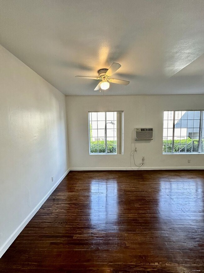 Interior Photo - CHPN