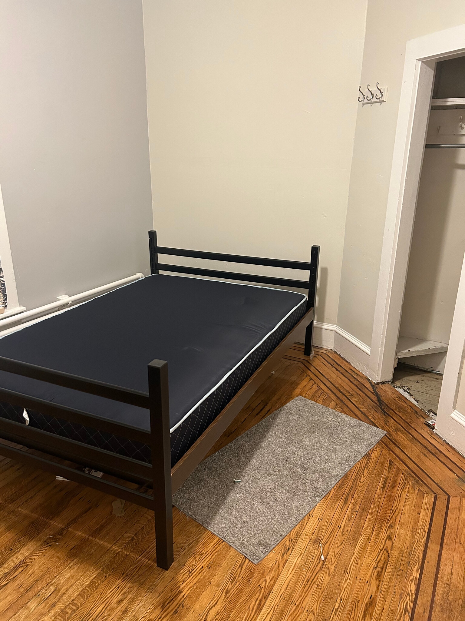 Building Photo - 1309 7th St SE