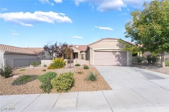 Building Photo - 2706 Grand Forks Rd