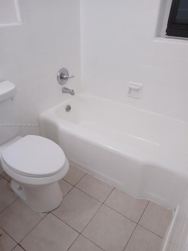 Building Photo - 505 NE 82nd St