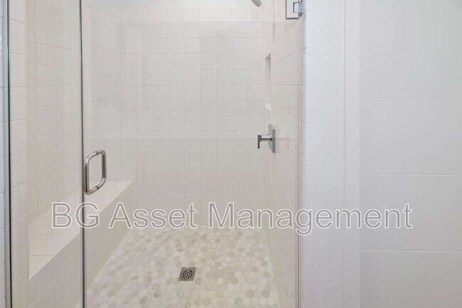 Building Photo - 3909 Wattling St