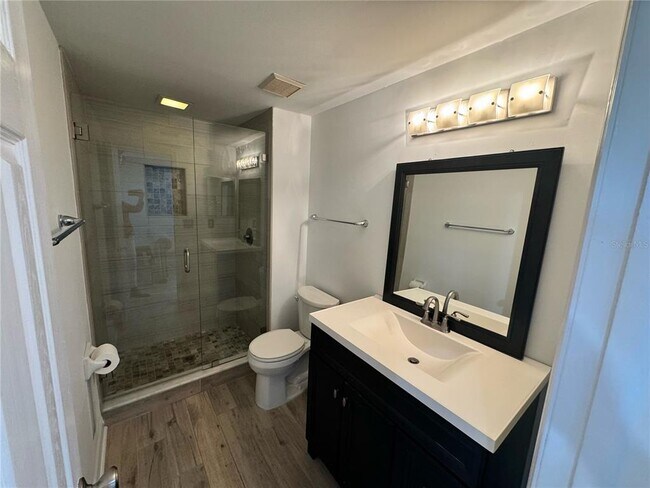 Building Photo - 8209 Malvern Cir