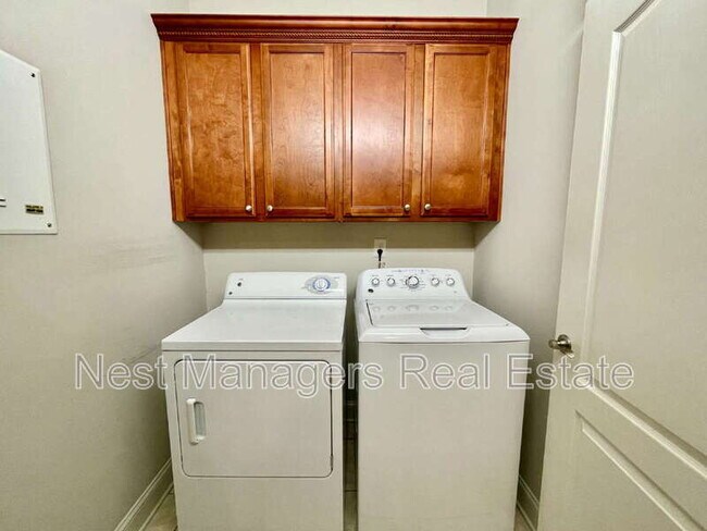 Building Photo - 206 Fountainhead Ln
