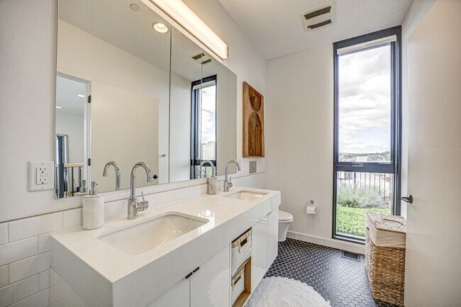 Building Photo - Penthouse Living Redefined at Chapman Stables