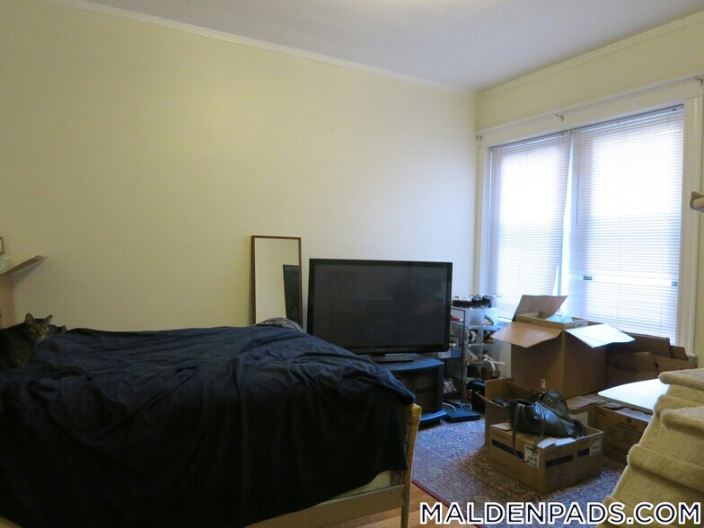 Building Photo - 17-19 Washington St.