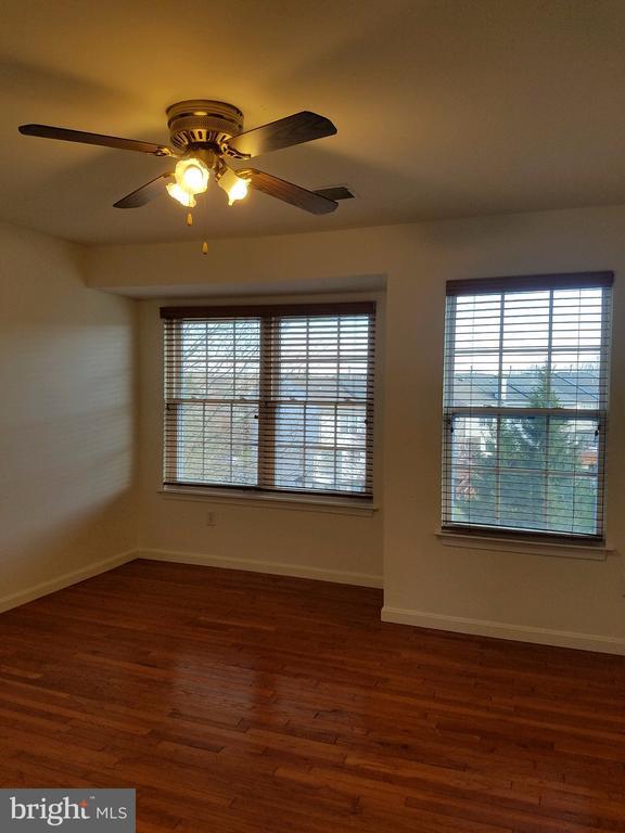 Building Photo - 14210 Autumn Cir