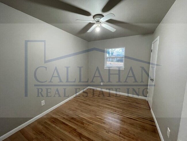 Building Photo - 313 Parkdale Rd