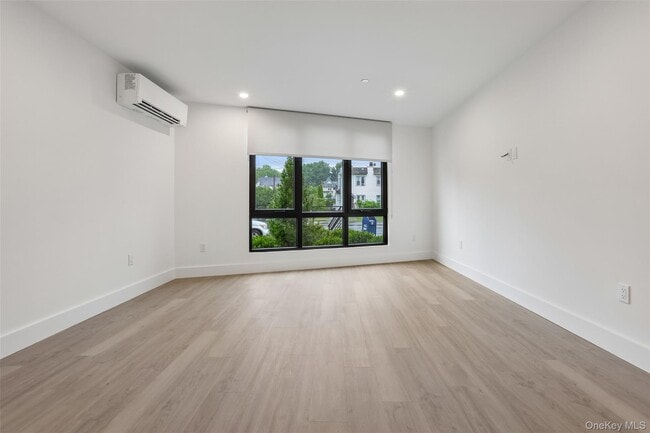 Building Photo - 325 Manville Rd