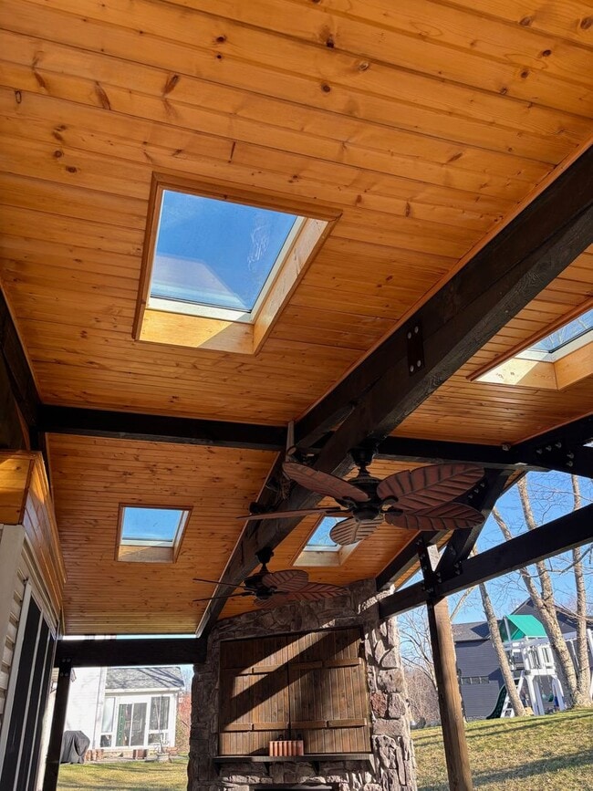 Building Photo - BEAUTIFUL, MOVE-IN READY HOME IN CHEAT CROSSING! - Available on 6/4/2026