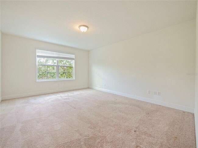 Building Photo - 4940 Palmetto Park Dr