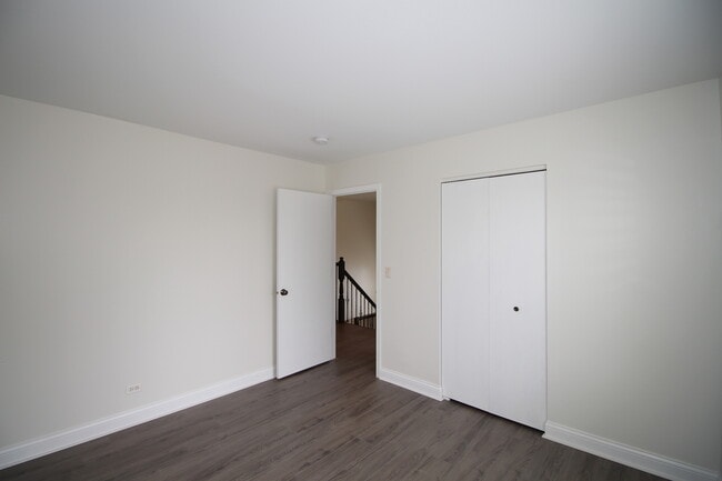Building Photo - 2835 Cedar Glade Dr