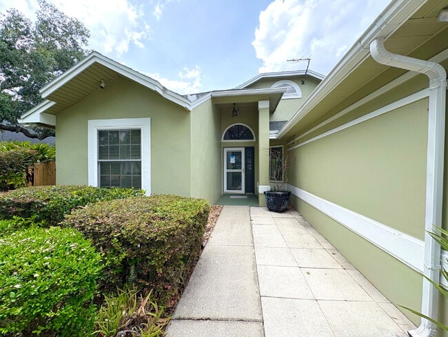 Building Photo - Charming 3-Bedroom Home in the Sought-Afte...