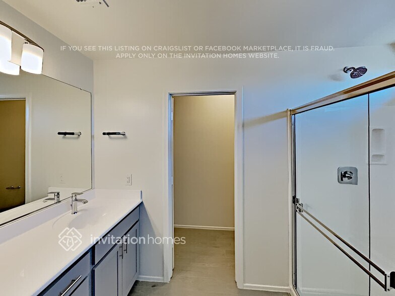 Building Photo - 21201 W Encanto Blvd