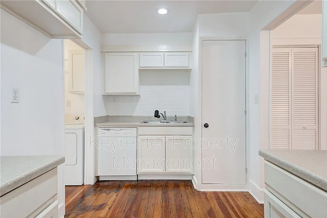 Building Photo - 2532 NW 16th St