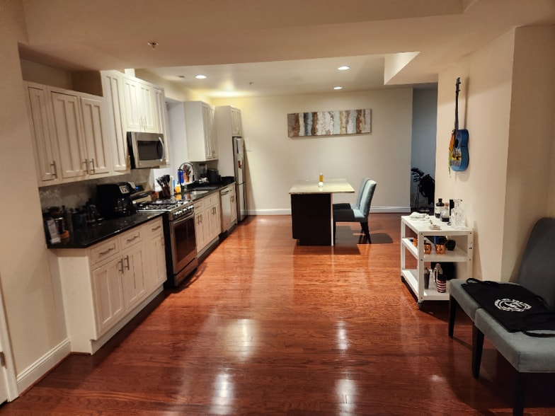 Building Photo - 14194 Platinum Dr