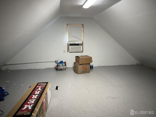 Building Photo - 30 Cypress St