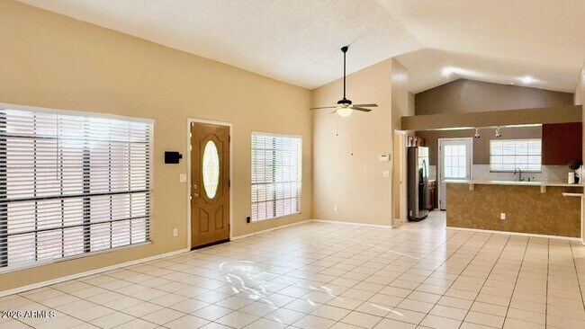 Building Photo - 4148 W Villa Maria Dr
