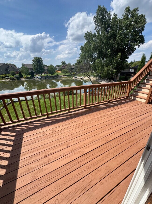 Building Photo - "Spacious 4-Bedroom Sanctuary with 3 Full Baths on Country View Drive, Derby - 3189 Sq Ft of Comf...