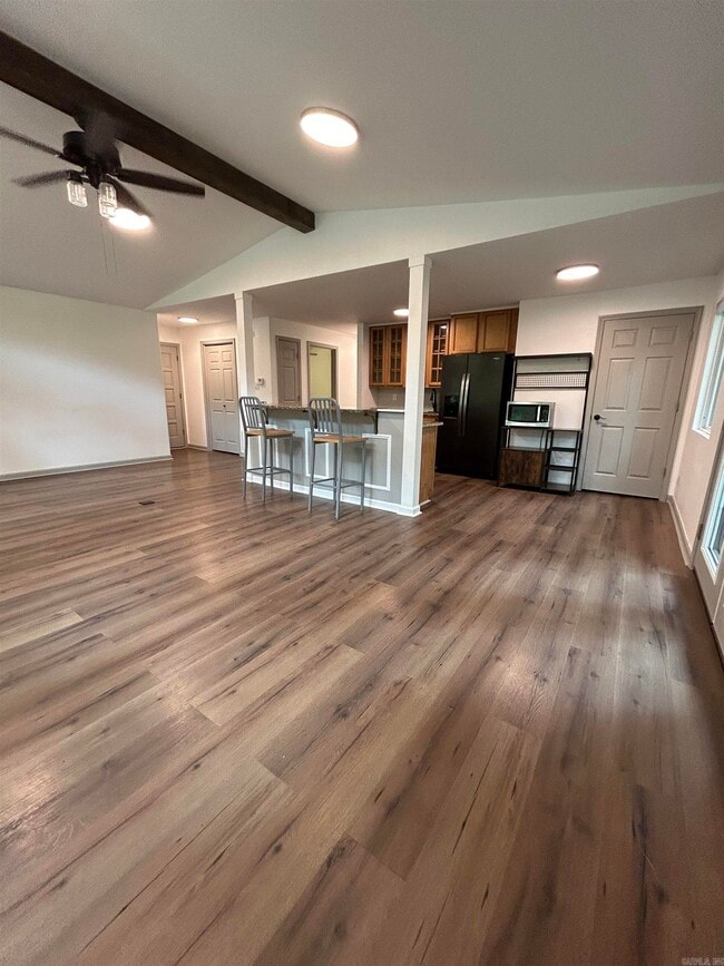 Building Photo - 428 Plum Hollow Blvd