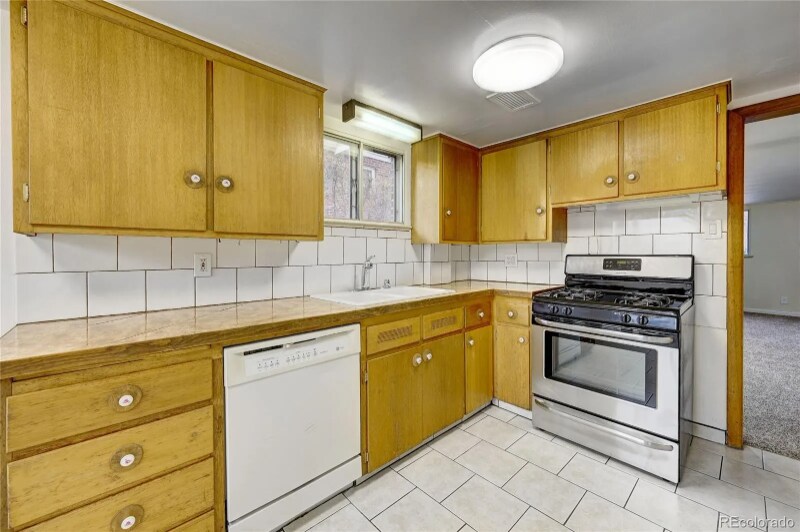Building Photo - 4334 E Batavia Pl
