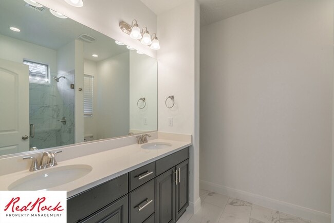 Building Photo - St. George 3 Bedroom Single-Level Home–$30...