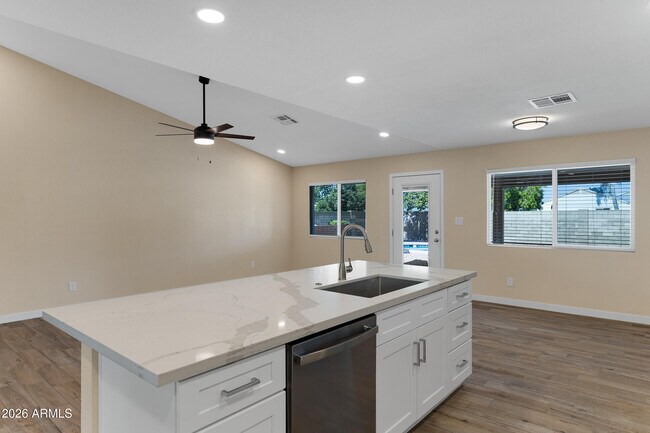 Building Photo - 18408 N 46th Dr