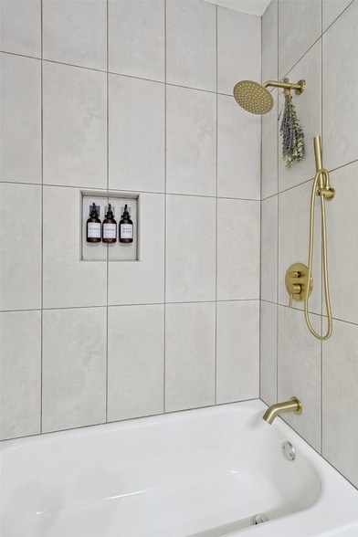 Building Photo - 5615 Teal Ct