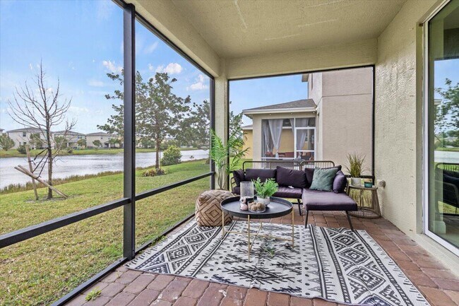 Building Photo - 1766 NW Cataluna Cir