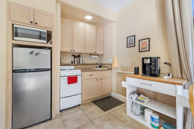 Building Photo - 78200 Cortez Ln