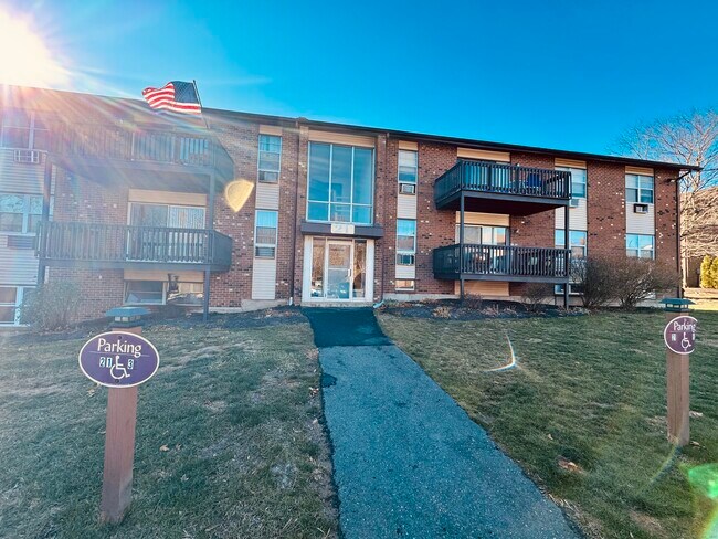 Primary Photo - 21 Balance Rock Rd