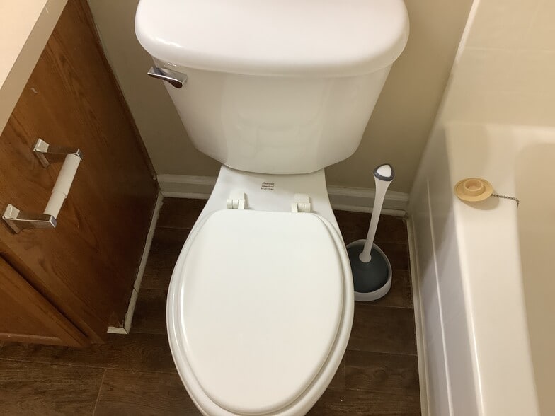 Building Photo - 432 Laurel Hill Cir