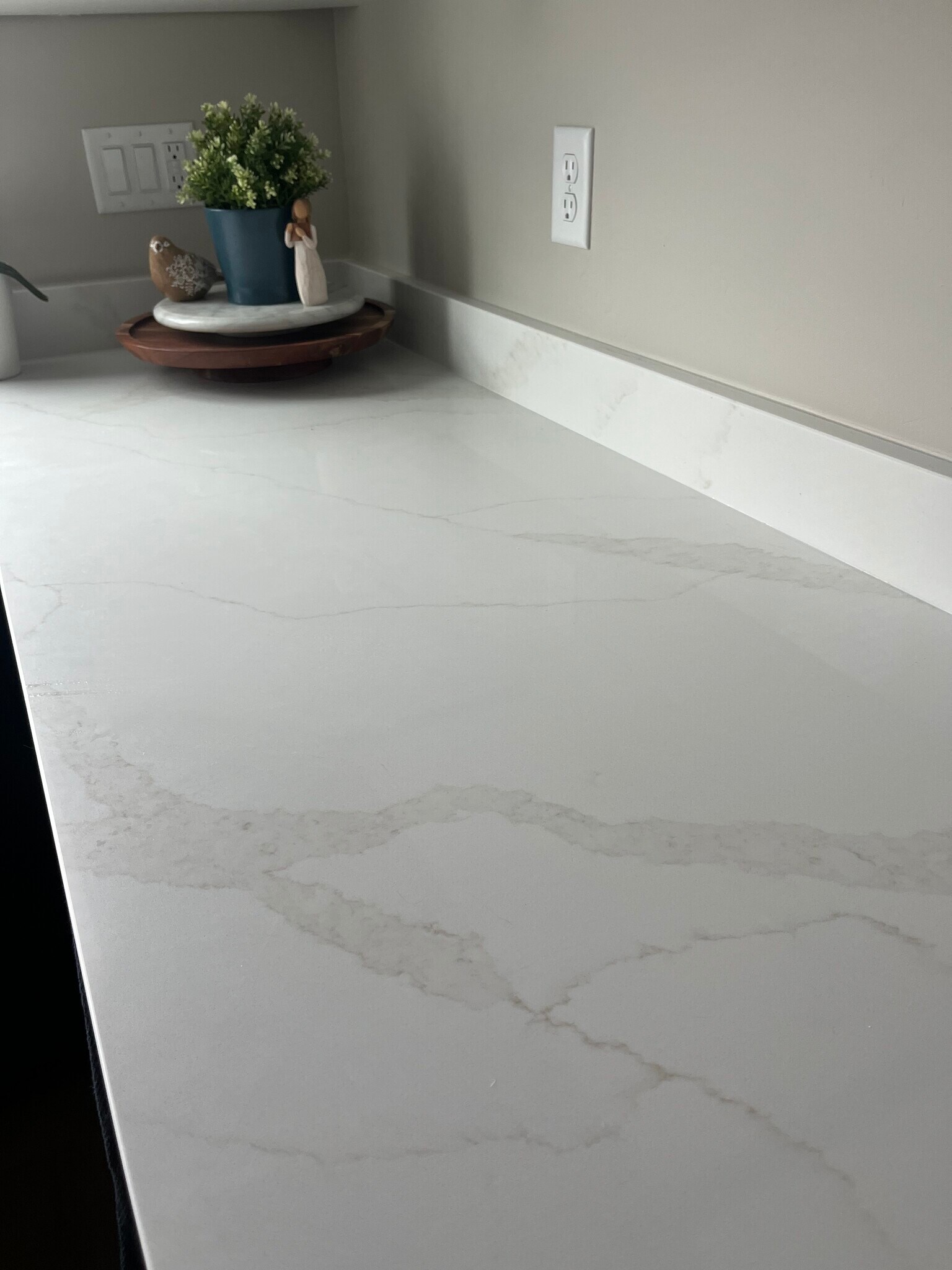 Building Photo - 548 Aspen Ave