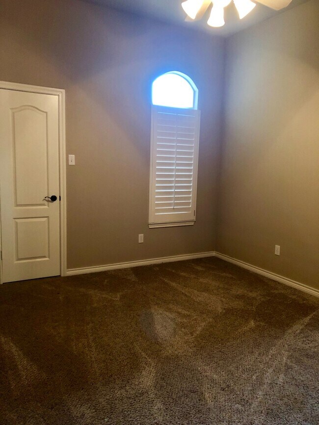 Building Photo - 4 Bedroom | 3 Bath Cooper ISD