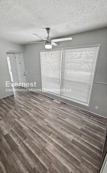 Building Photo - 2380 Grassland Dr