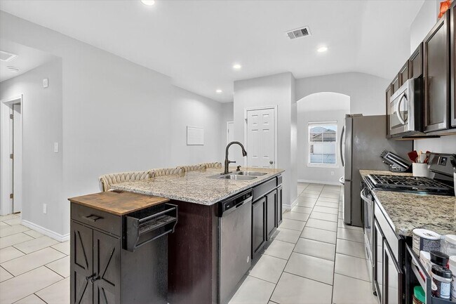 Building Photo - 1818 Secretariat Dr