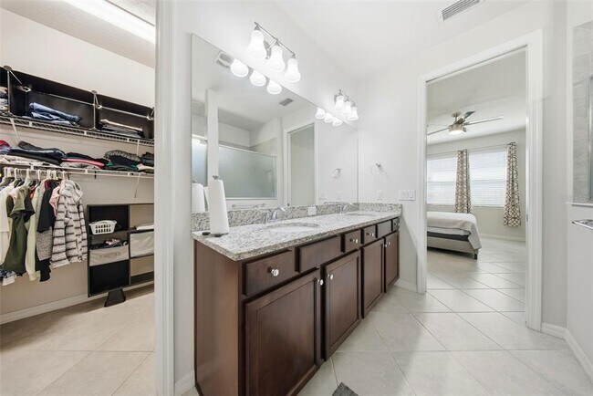 Building Photo - 18930 Willowmore Cedar Dr