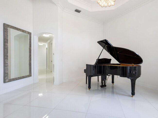 Building Photo - 21713 Marigot Dr