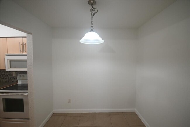 Building Photo - 12603 Ashford Meadow Dr