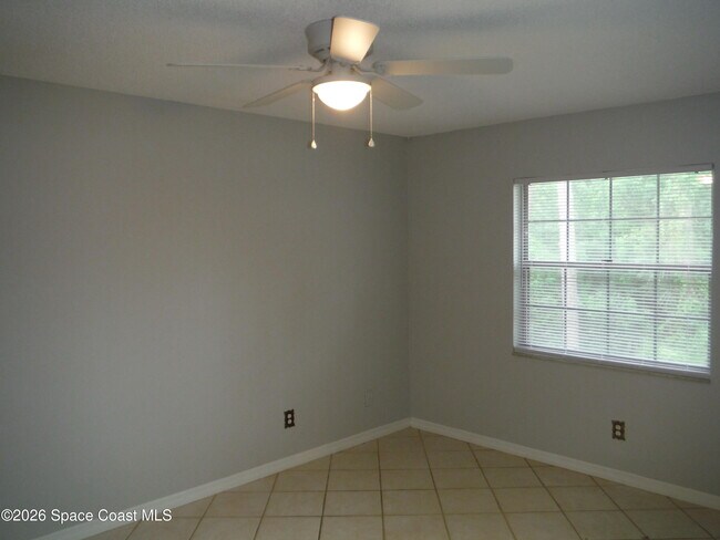 Building Photo - 3035 Sir Hamilton Cir