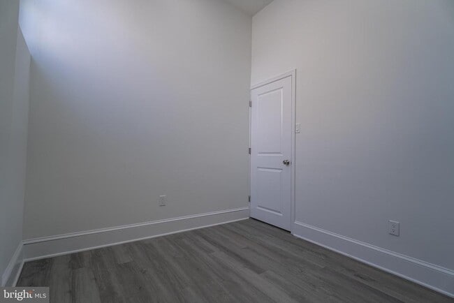 Building Photo - 2410 Wharton St